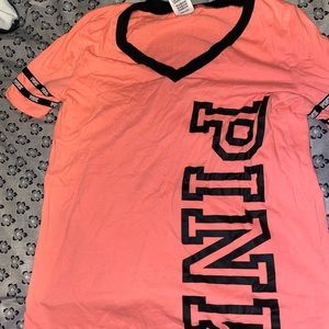 Pink vs shirt
